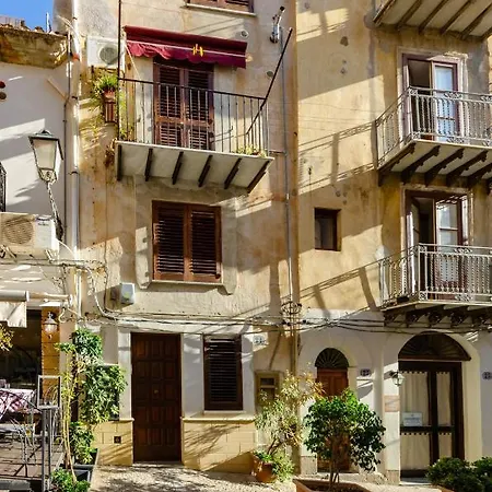 A Due Passi Dal Duomo Tatil Evi *